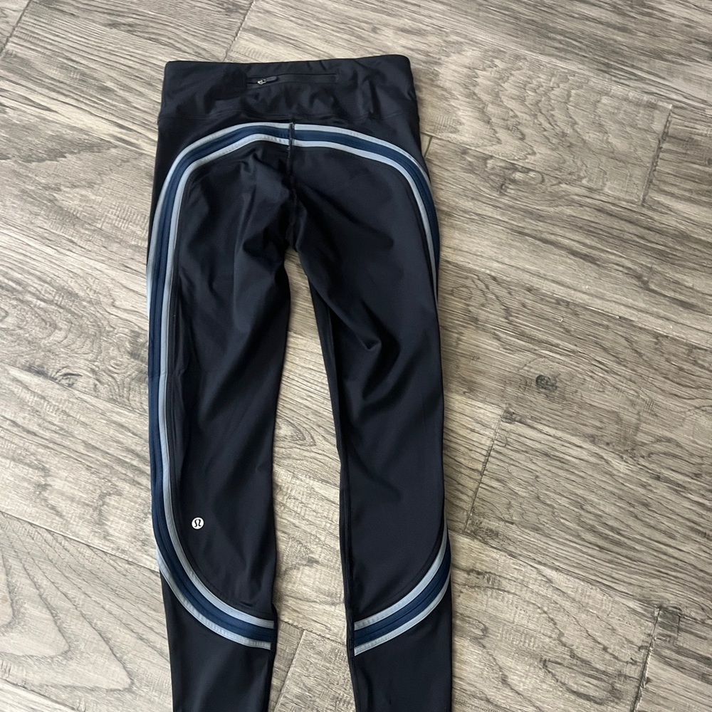 Lululemon leggings size 8; like new condition